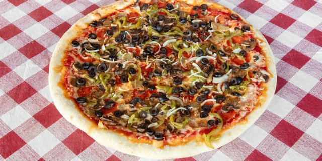 Lorenzo’s Special Pizza