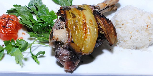 Lamb Shank Tray