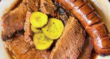 Dr. Hogly Wogly's BBQ