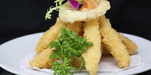Shrimp Tempura w/ Vegetable Tempura
