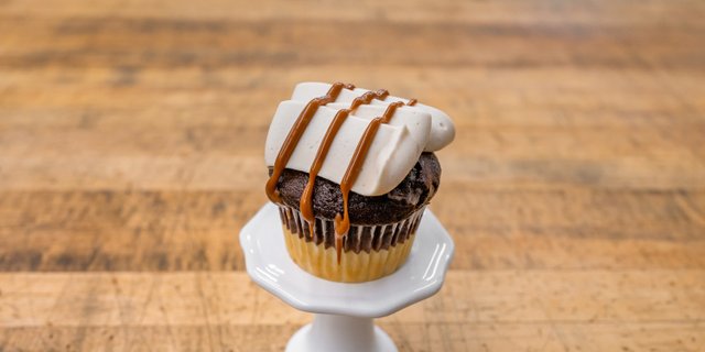 Suit & Tie Cupcake