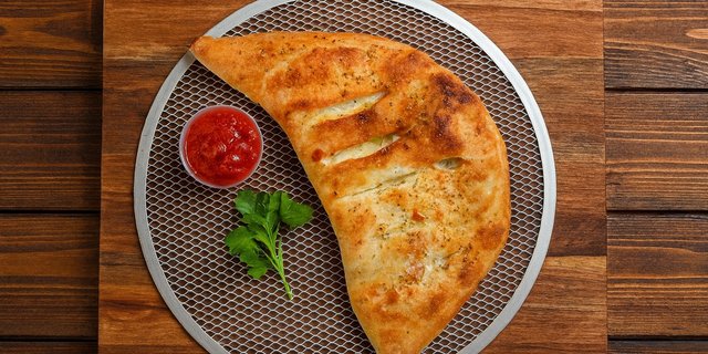 Mozzarella & Ricotta Calzone