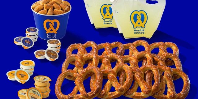 Classic Pretzel Bundle