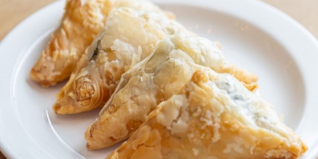 Mini Spinach Pies