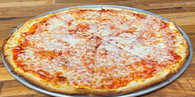 Gluten-Free Classic Cheese Pizza