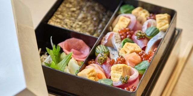 Handroll Bento Box