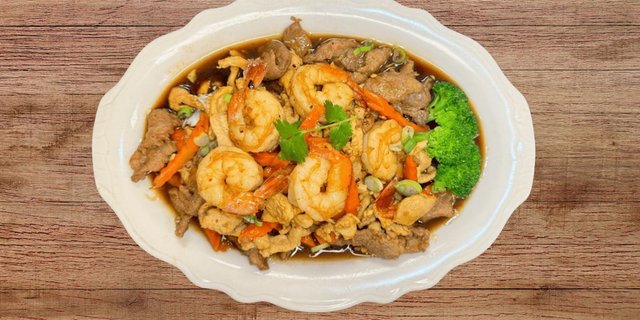 Stir-Fry Garlic Pepper Trio