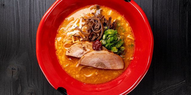 Tonkatsu Premium Red Ramen