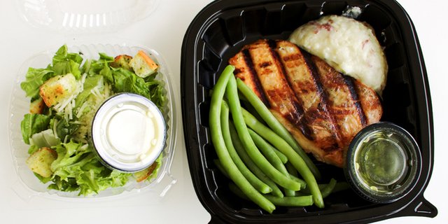 Gluten-Free Mediterranean Salmon
