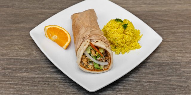 Dill Chicken Pita Boxed Lunch