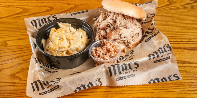 Pulled Chicken Sandwich Boxed Lunch