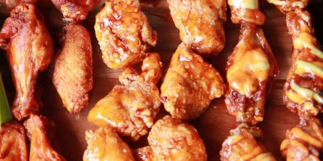 100-Piece Chicken Wings