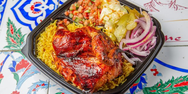 1/2 Roasted Chicken Rice & Salad