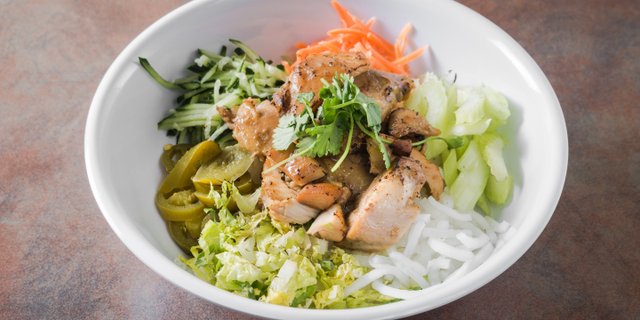 Chicken Vermicelli Noodles Bowl