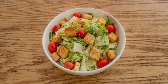 Creamy Caesar Salad