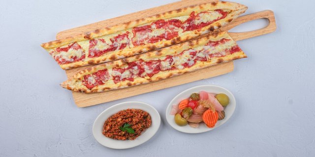 Cheese & Pastrami Pide