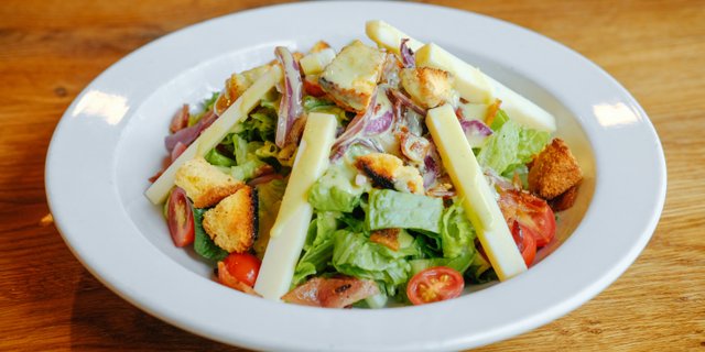 Romaine Bibb Salad