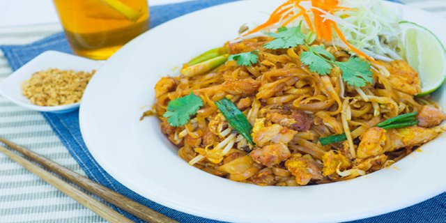 Pad Thai Tray