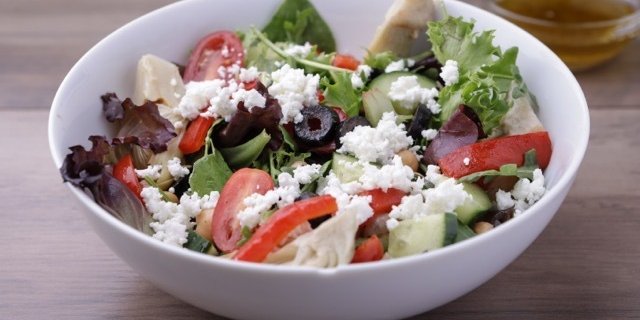 Mediterranean Salad