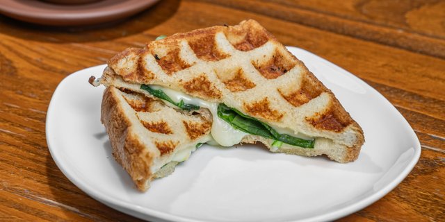 Spinach Grilled Cheese