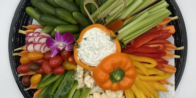 Rainbow Vegetable Crudité Platter