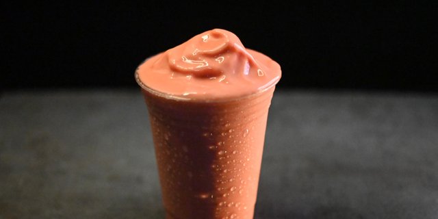Island Strawberry Smoothie