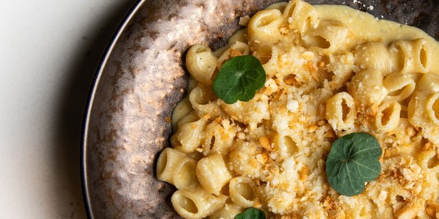 Cashew Korma Mac & Cheese