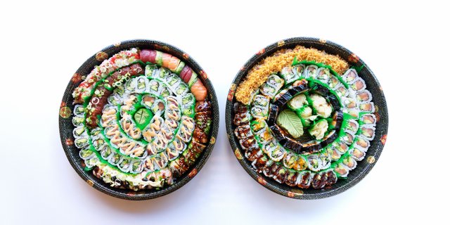 Deluxe Sushi Rolls Platter 1