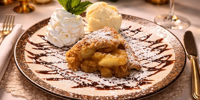 Apple Crumb Pie