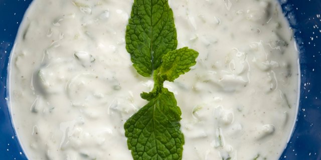 Pita Chips & Tzatziki
