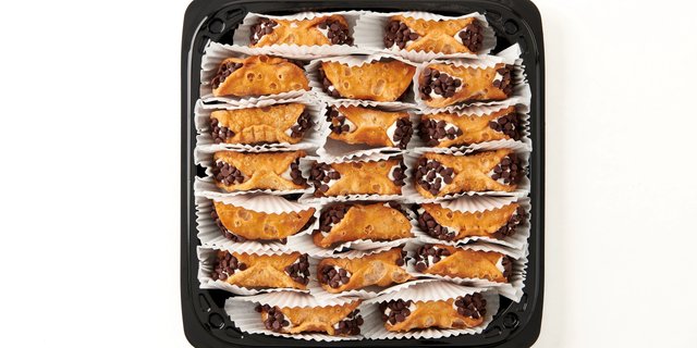 Mini Cannoli Platter
