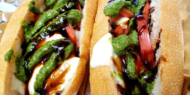 Caprese Sub 12"