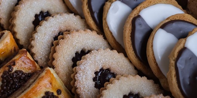 Cookie Box