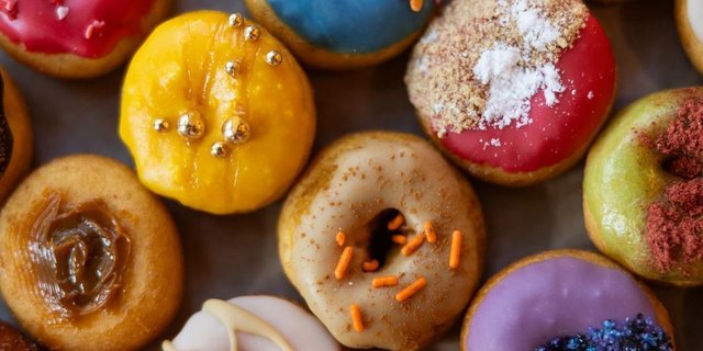 64-Pack Donuts