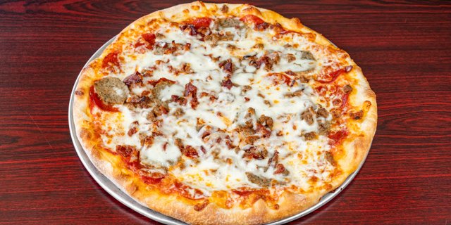 Carne Pizza