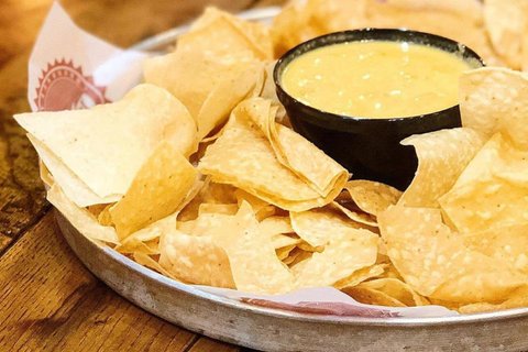 Chips & Queso