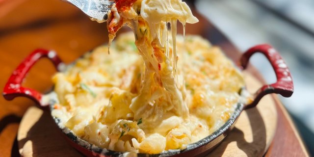 Lobster Mac & Cheese