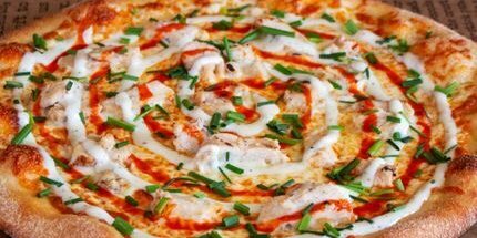 Large Buffalo Chicken Pizza
