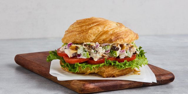 DC Chicken Salad Sandwich Lunch Box w/ Salad