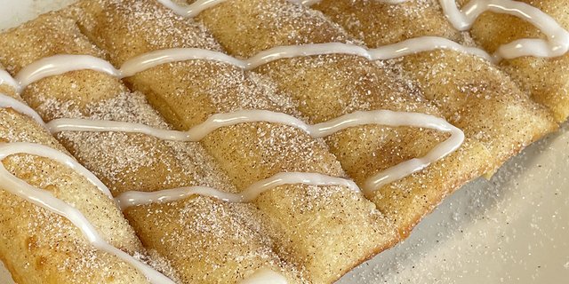 Cinnamon Breadsticks