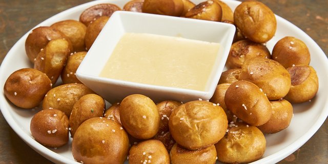 Pretzel Bites