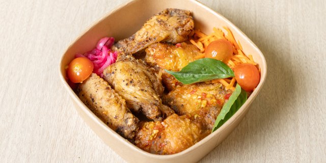 Salt & Pepper Chicken Wings