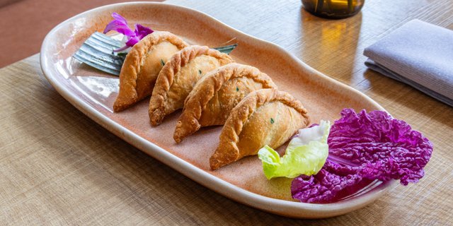 Sweet Pumpkin Curry Puffs