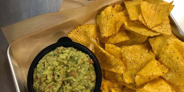 Chips & Guacamole
