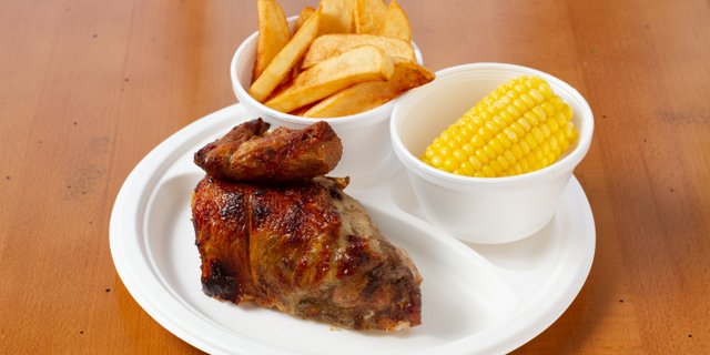 1/4 White Meat Chicken Boxed Lunch