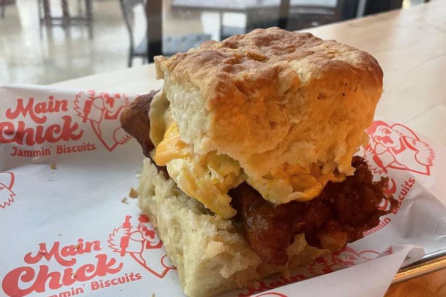 Main Chick Jammin Biscuits