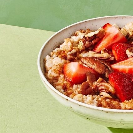 Steel Cut Oatmeal With Strawberries & Pecans