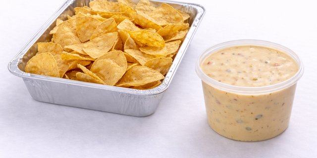 Queso & Chips