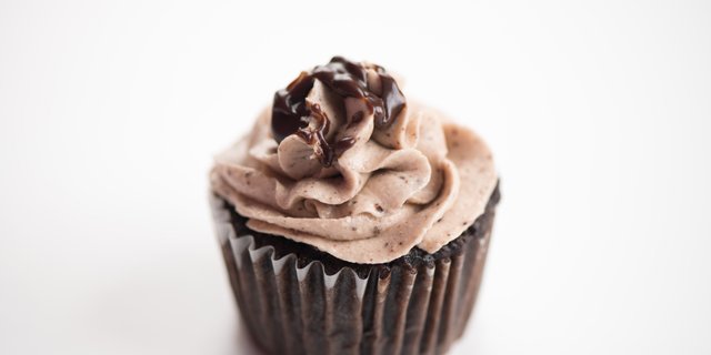 Ooey Gooey Chocolate Cupcakes