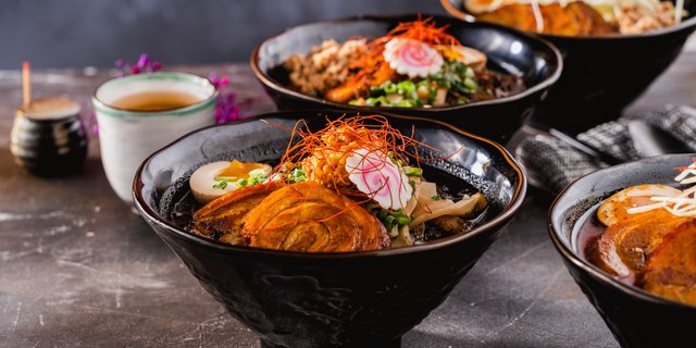 Ramen Bowls Package